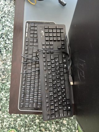 Ordenador completo: PC hp, monitor Philips y tecla