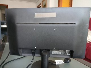 Ordenador completo: PC hp, monitor Philips y tecla
