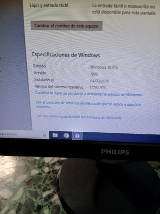 Ordenador completo: PC hp, monitor Philips y tecla