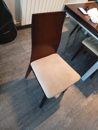 Conjunto 4 Sillas Madera y Tela Beige