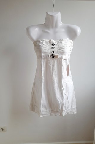 Vestido blanco palabra de honor con botones
