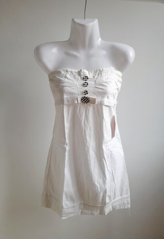 Vestido blanco palabra de honor con botones