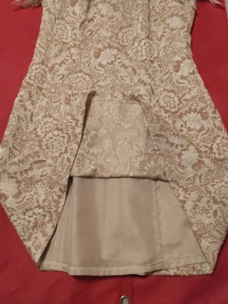 Vestido corto crema/amarillo/dorado