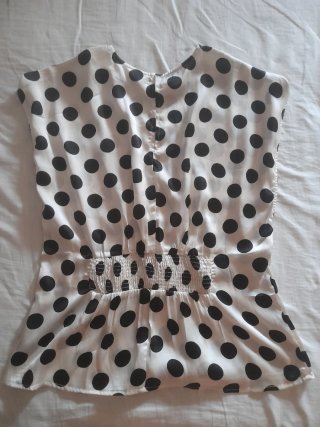 Blusa Sfera Lunares Talla S