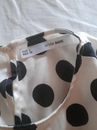 Blusa Sfera Lunares Talla S
