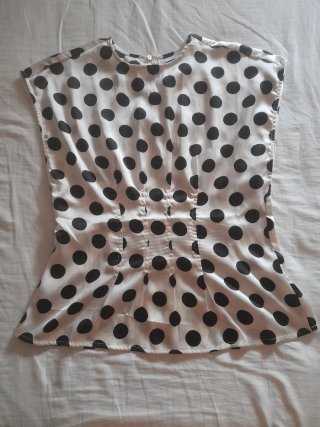 Blusa Sfera Lunares Talla S