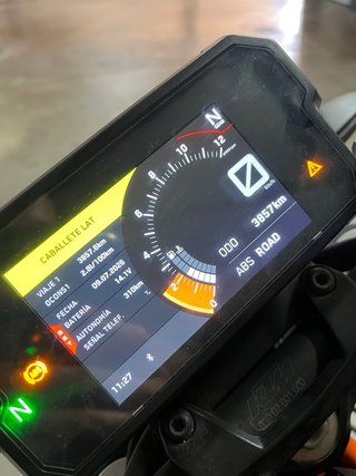 KTM 125 Duke 2023 Negra/Naranja