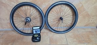 Juego Ruedas carbono perfil 40 con potenciómetro