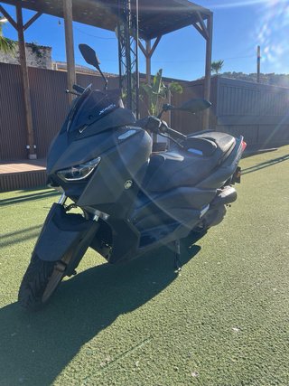Yamaha XMAX 125