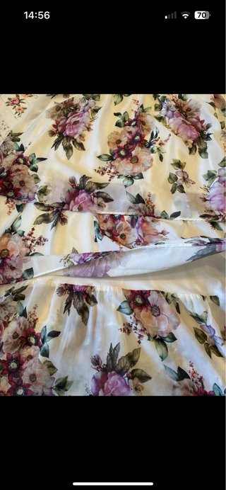 Vestido floral blanco y morado talla L