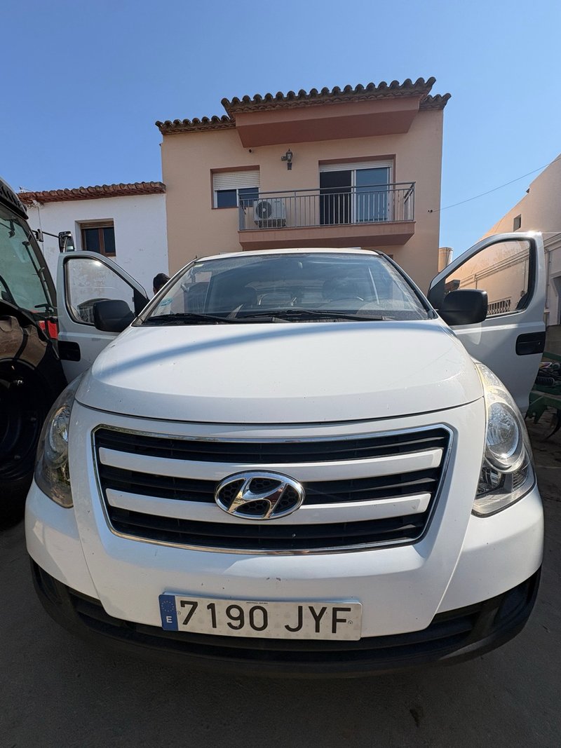Hyundai H1 Cargo - foto 1