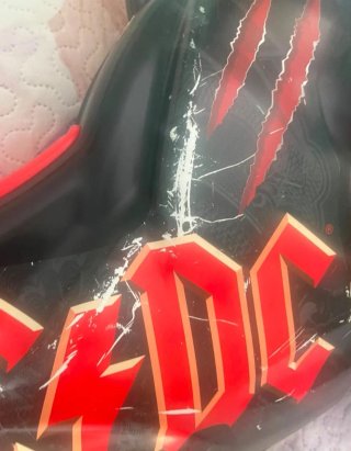 Moto correpasillos AC/DC Negra y Roja