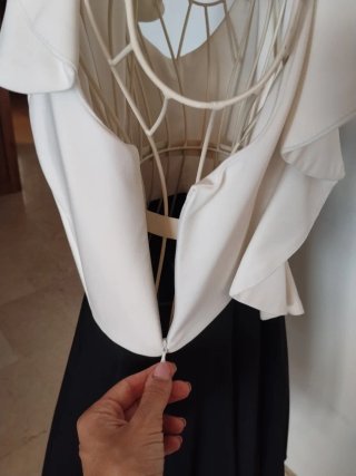Vestido negro corto encaje