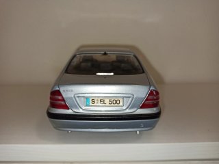Modello Maisto Auto 1:18 Mercedes classe s