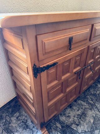 Armario antiguo madera maciza