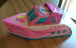 Beauty Yacht Nicole P. Douglas - Scatola Vuota