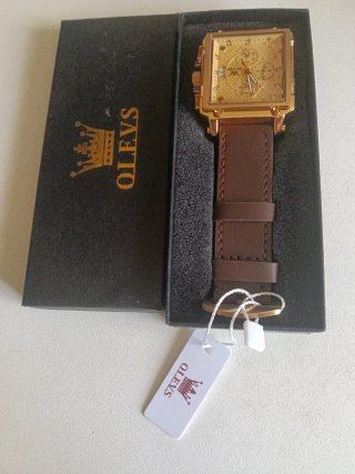 Reloj OLEVS Cuadrado Dorado Correa Marrón