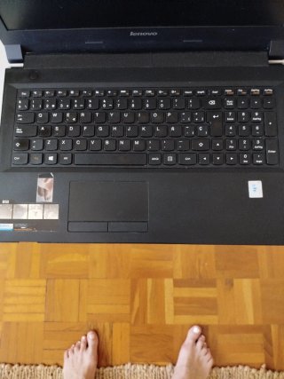 Lenovo B50-70 Portátil Negro. No funciona