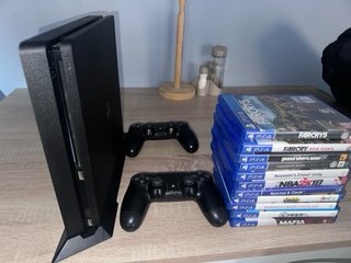 Pack PS4 Slim + 2 Mandos + 11 Juegos