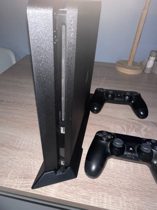 Pack PS4 Slim + 2 Mandos + 11 Juegos