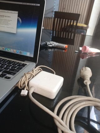 MacBook Pro Apple