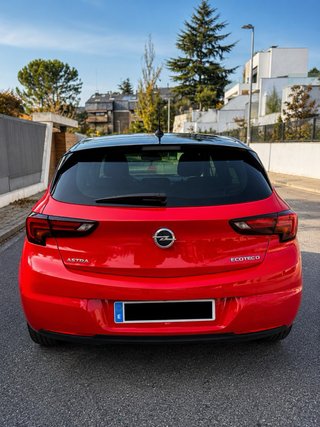 Opel Astra 1.6 CDTi 110 Elegance