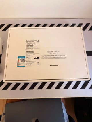 MacBook Air M2 8GB RAM 256GB SSD