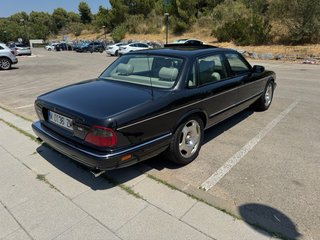 Jaguar XJR 4.0 Supercharged 326 CV | X300 | Techo