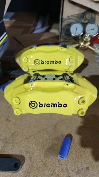 Brembo 4 pistones amarillos BMW e36 e46