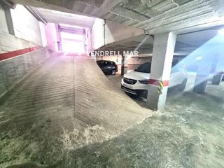 Garaje en venta en Centre en Torredembarra
