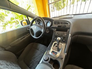 Peugeot 3008 2012 diciembre