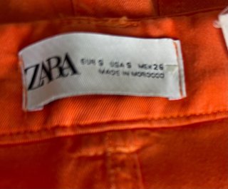 Pantalón recto naranja ZARA