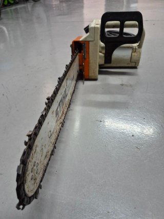 Motosierra Eléctrica Stihl E220