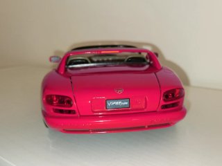 Modellino Auto Bburago 1/18 Viper