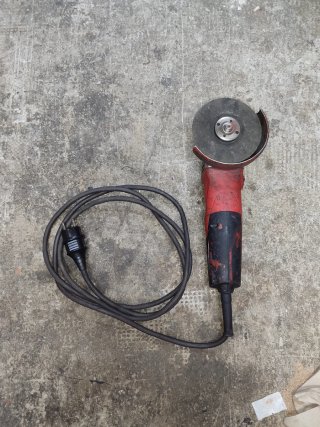 Radial Milwaukee 1200W
