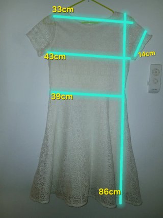 Vestido corto encaje calado blanco