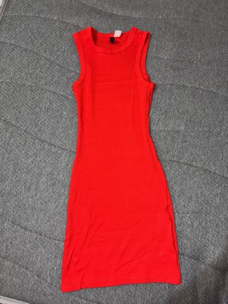 Vestido rojo sin mangas