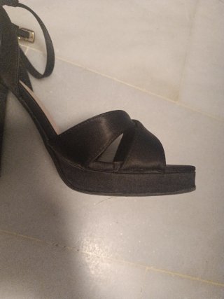 Zapatos de tacón plataforma negros