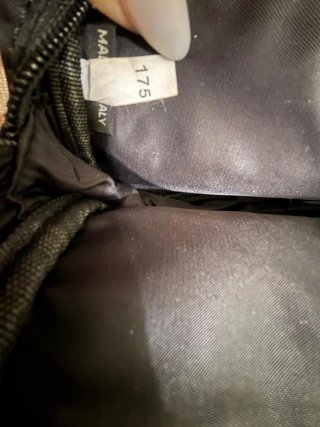 Riñonera Prada Negra original