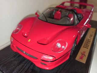 Modellino Auto Maisto Ferrari F50 1:18