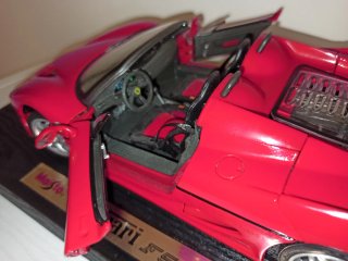 Modellino Auto Maisto Ferrari F50 1:18