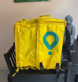 Mochila Glovo expandible Nueva!