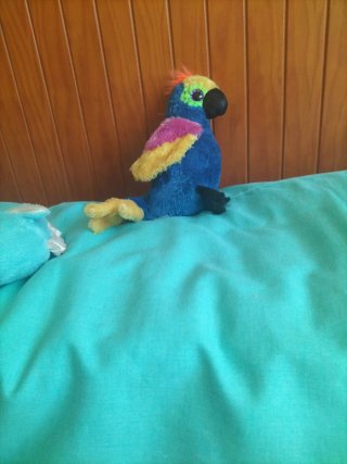 Lote 8 peluches, elefante con sonido