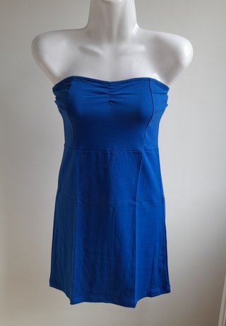 Vestido azul sin tirantes