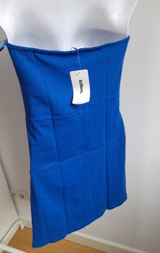Vestido azul sin tirantes