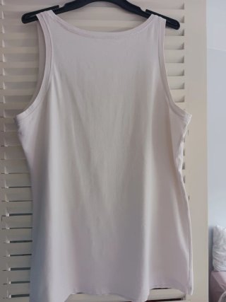Camiseta Liberty con pedrería