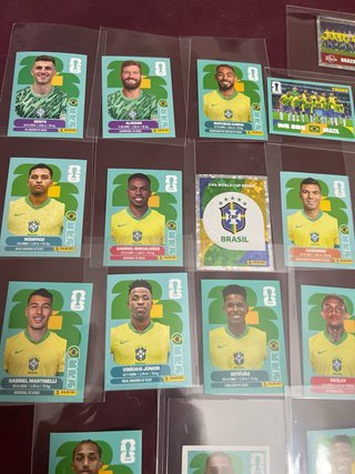 22 Cromos Brasil Mundial + 1  con Bordes Blancos