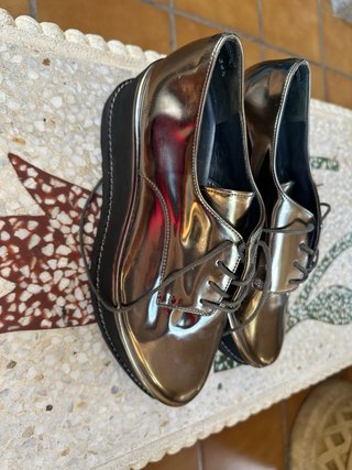 Zapatos Stuart Weitzman plateados nuevos