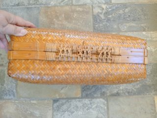 Valigia vintage in rattan midollino intrecciato