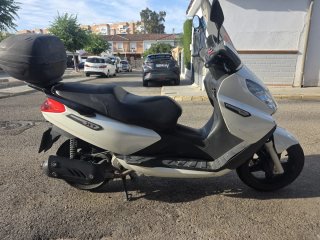 Piaggio X7 EVO 125cc Scooter